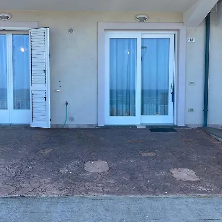 Apartament La Porta Sul Lungomare *