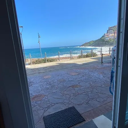 Appartamento La Porta Sul Lungomare Castelsardo